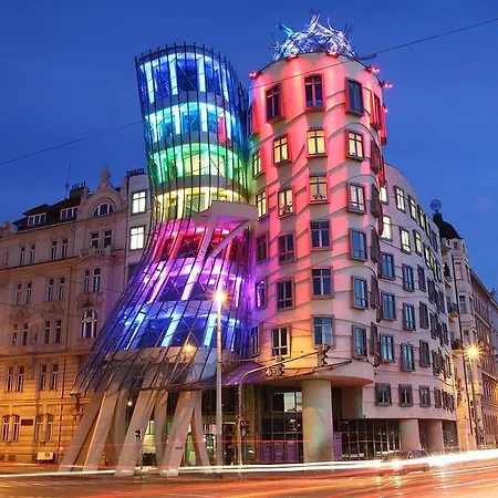 Resslova By The Dancing House Apartment Prague