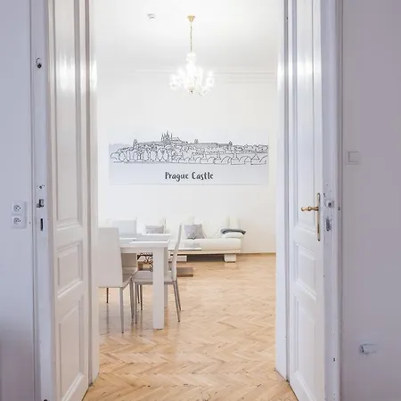 Apartment Resslova By The Dancing House Prague