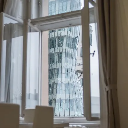 Resslova By The Dancing House